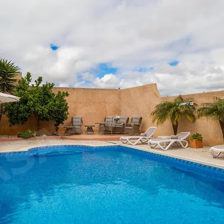 Casa Carinha Lagos